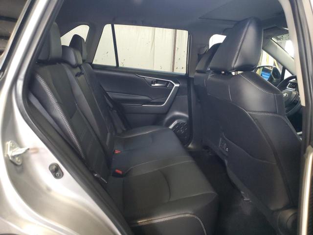 TOYOTA RAV4 XLE 2023