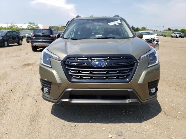 SUBARU FORESTER PREMIUM 2024