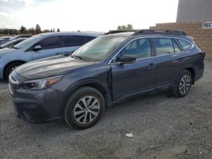 SUBARU OUTBACK 2022