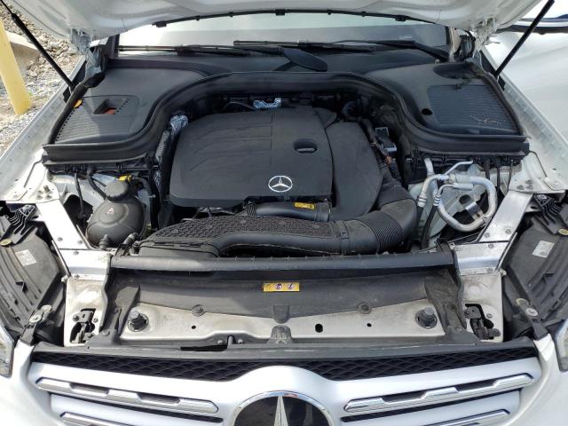 MERCEDES-BENZ GLC 300 2021