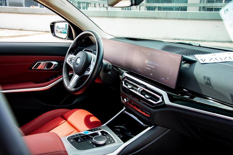 BMW i3 2023