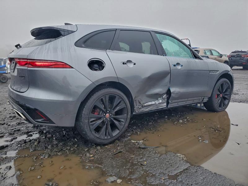 JAGUAR F-PACE R-DYNAMIC S 2022