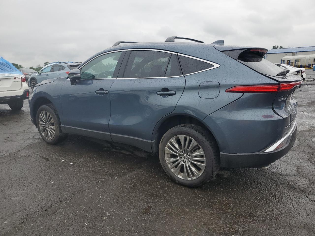 TOYOTA VENZA LE 2023