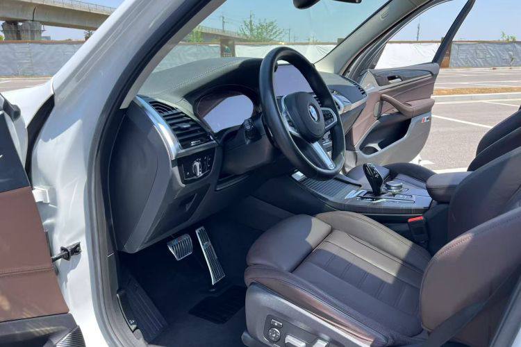 BMW X3 XDRIVE30i 2021