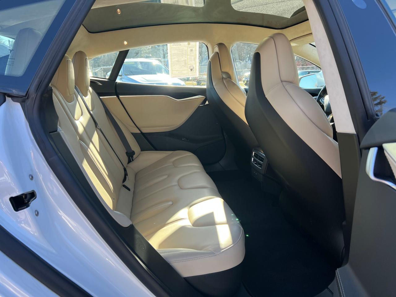 TESLA MODEL S 2017