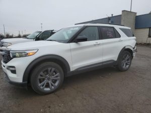 FORD EXPLORER XLT 2022