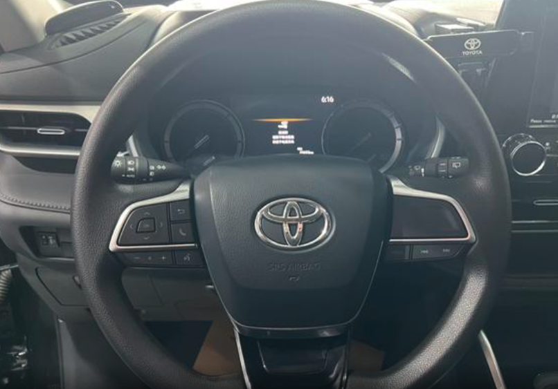 TOYOTA HIGHLANDER HYBRID Elite Edition 2022