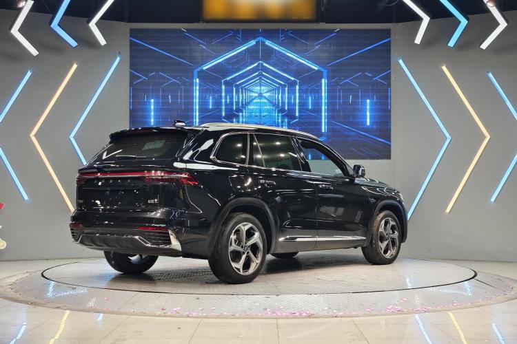 Geely Monjaro 2021