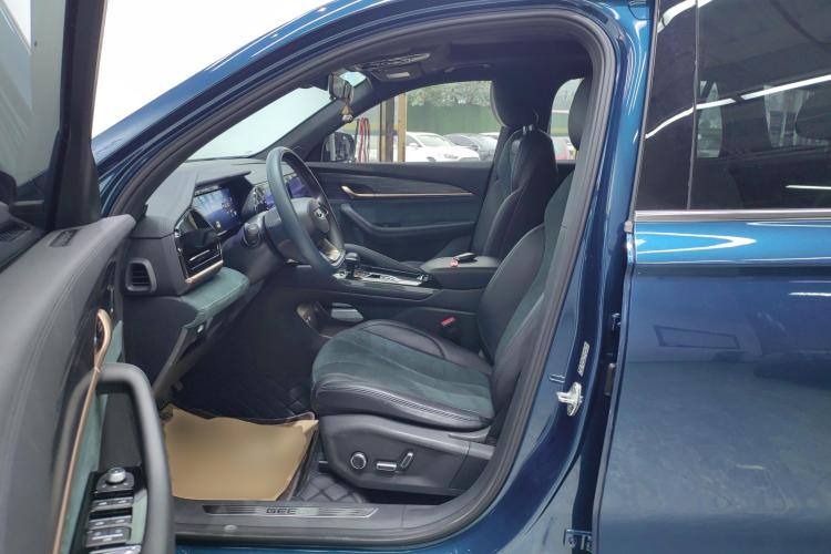 Geely Monjaro 2021