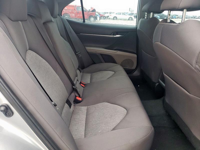 TOYOTA CAMRY LE 2022