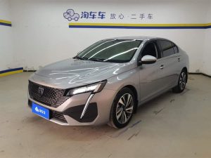 Peugeot 408 1.6T "Версия, стремящаяся к свету" 2022 года