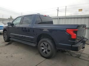 FORD F150 LIGHTNING PRO 2023